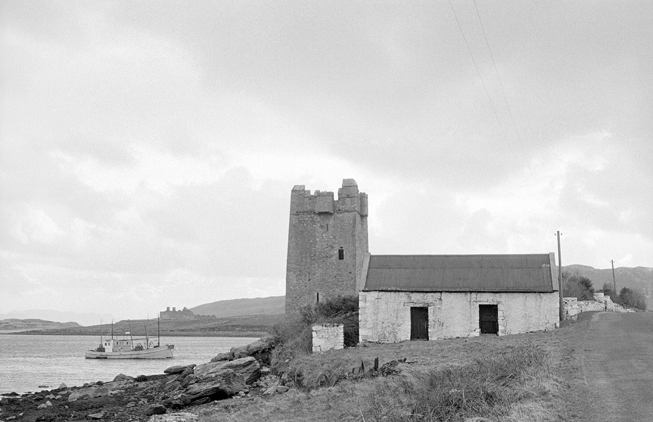 Grace O'Malley's Castle, Achill 1974, Ireland© Con Mönnich